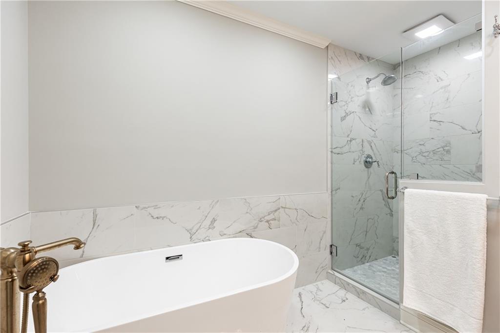 2197 Fairway Circle NE