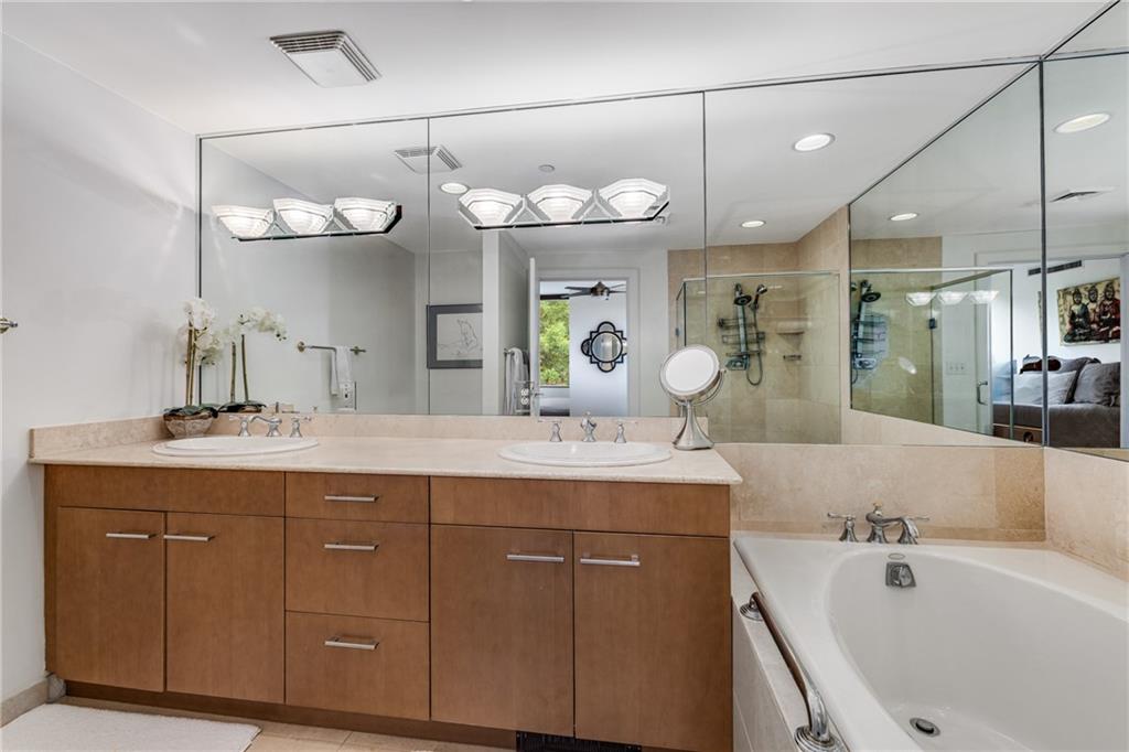 700 Park Regency Place NE Unit 703