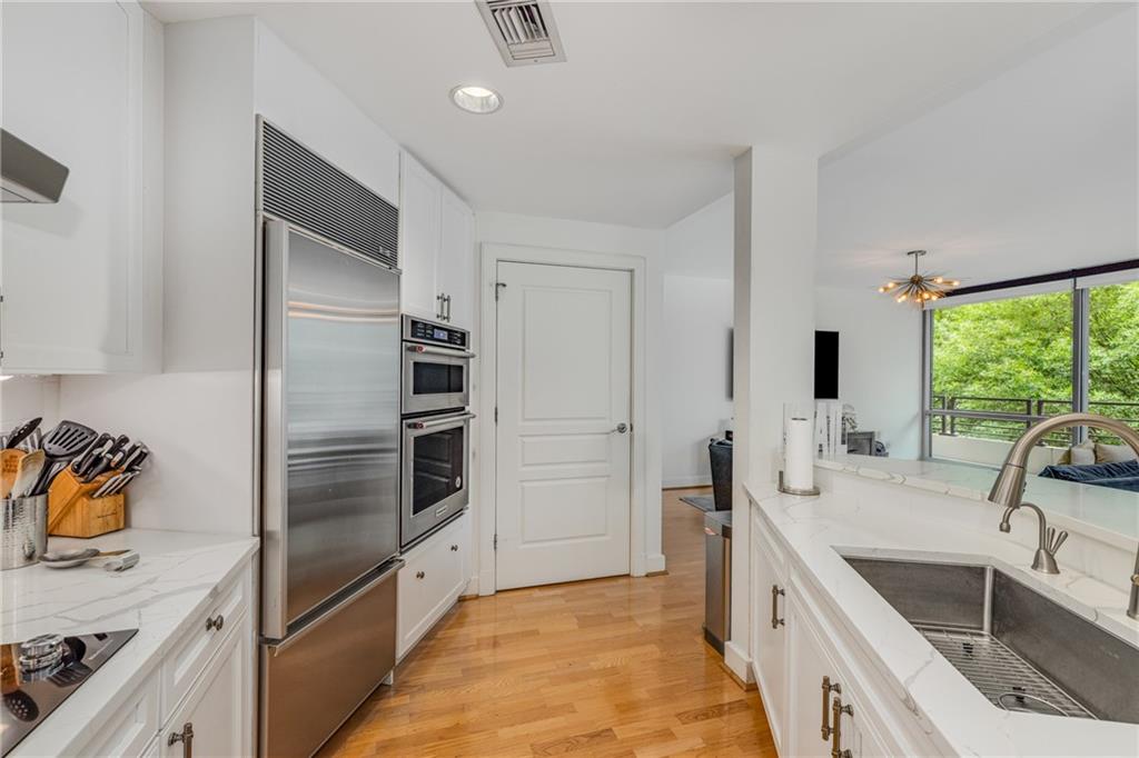 700 Park Regency Place NE Unit 703