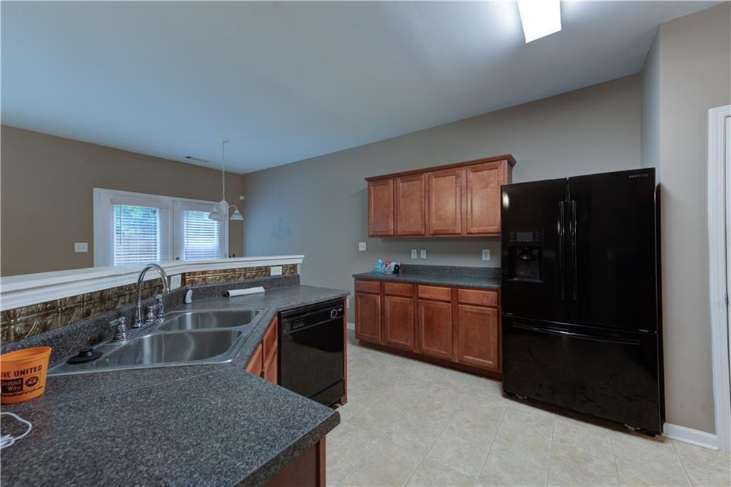 2451 Southhaven Lane