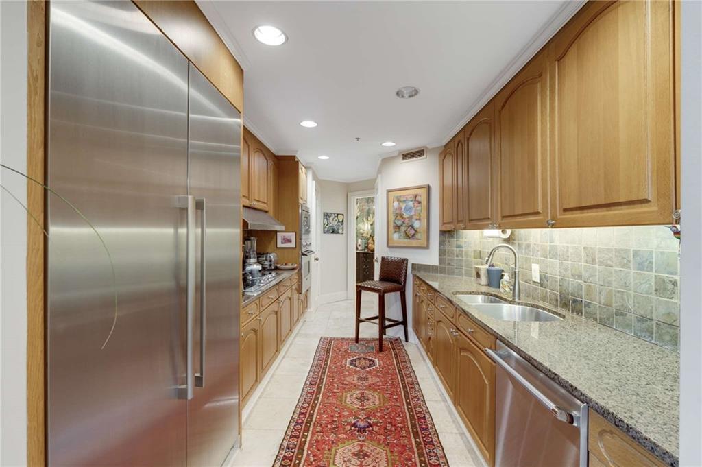 2660 Peachtree Road NW Unit 10H