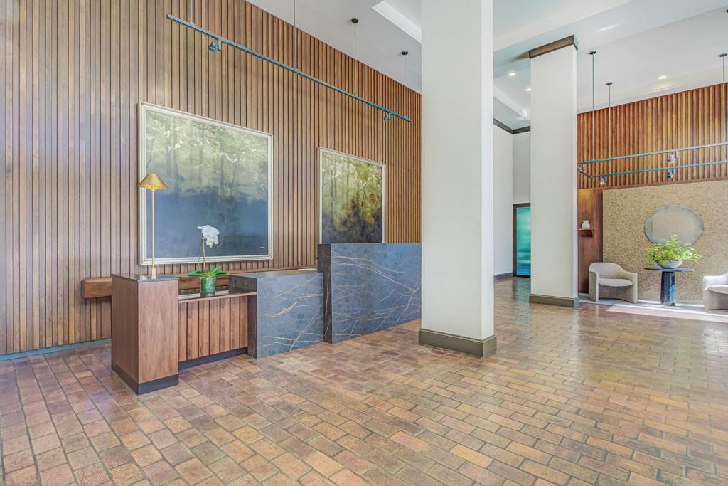 2575 Peachtree Road NE Unit 15F