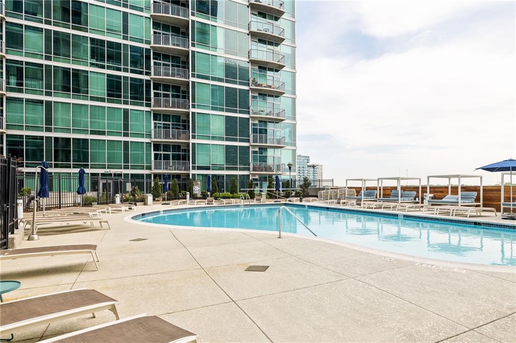 923 Peachtree Street NE Unit 1238