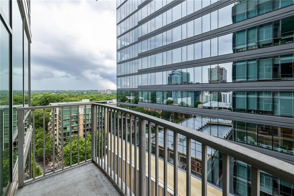 923 Peachtree Street NE Unit 1238