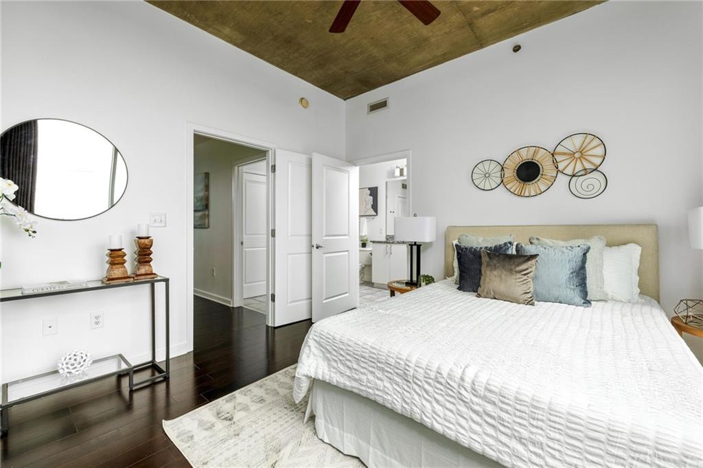 923 Peachtree Street NE Unit 1238