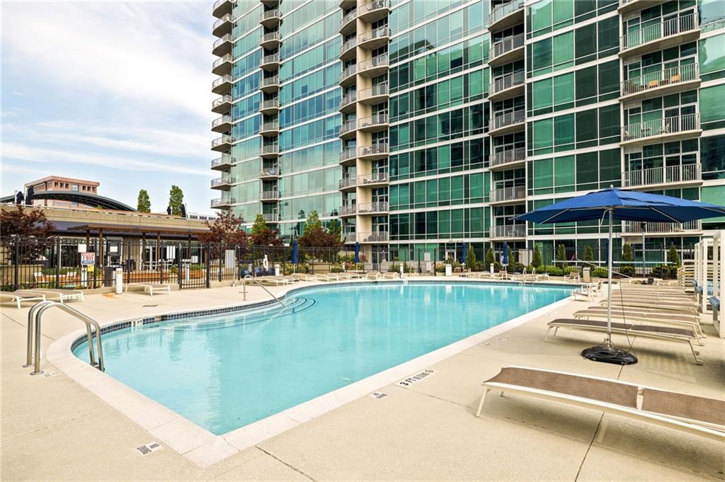 923 Peachtree Street NE Unit 1238