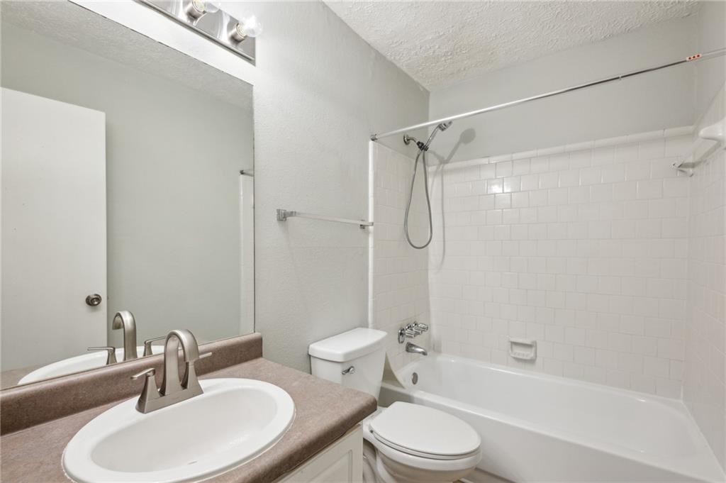 5149 Roswell Road Unit 2