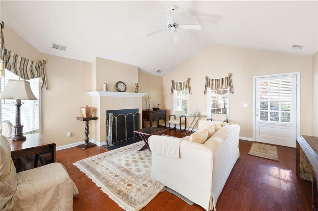 5069 KATHRYN GLEN Drive