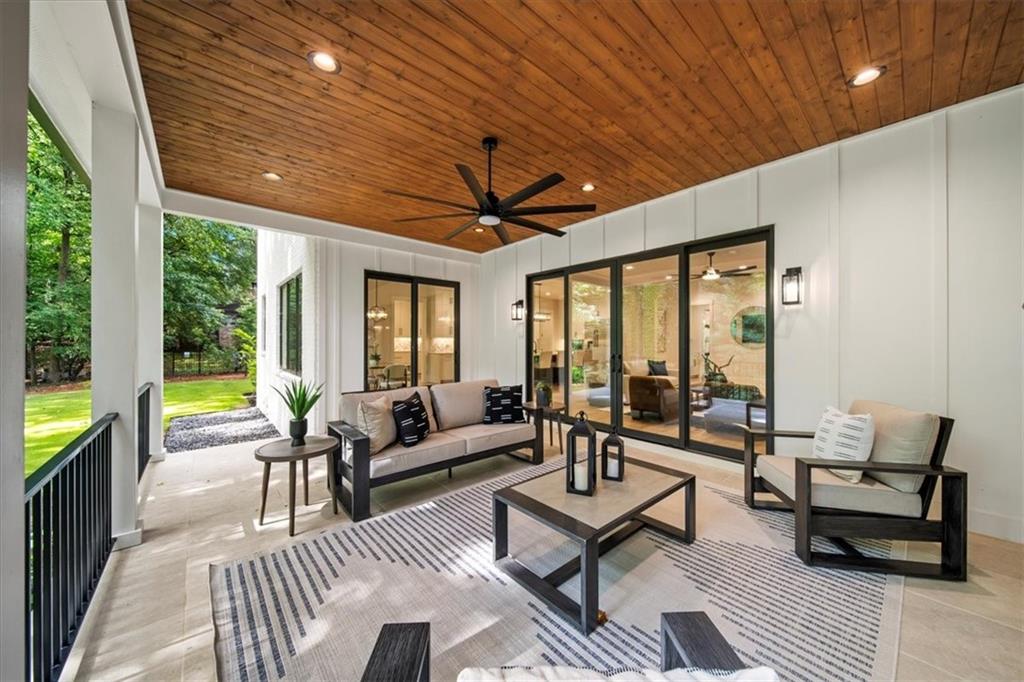 6175 River Shore Parkway