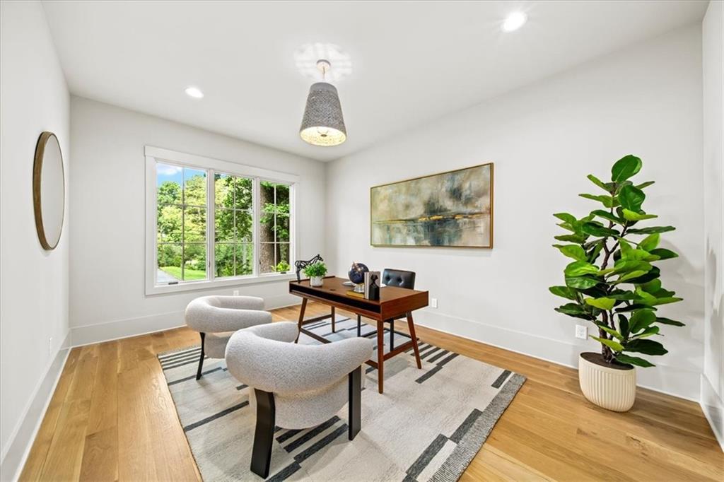 6175 River Shore Parkway