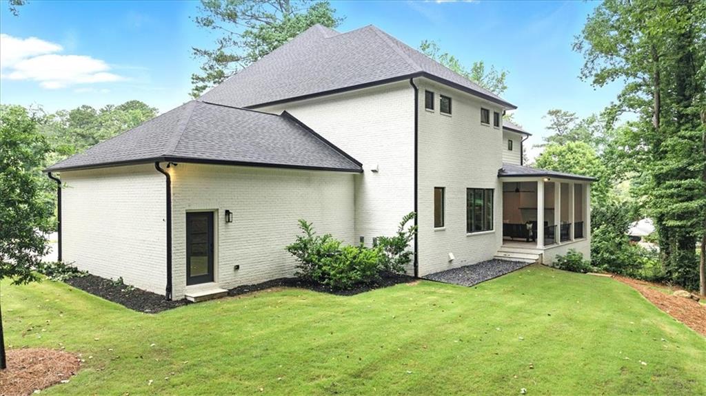 6175 River Shore Parkway