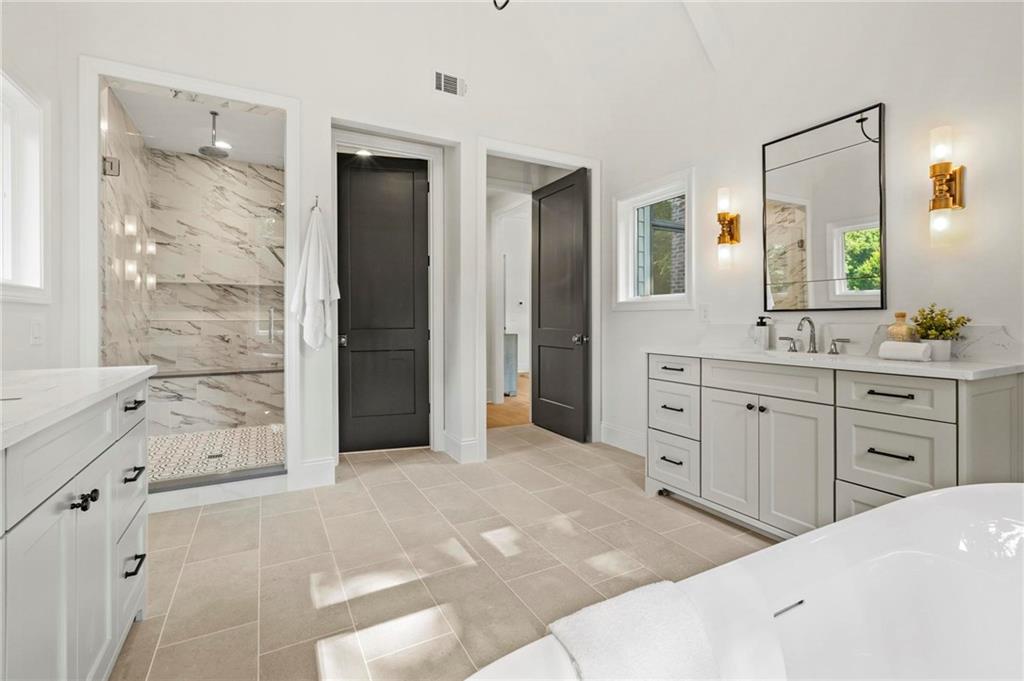 2461 Fernleaf Court NW