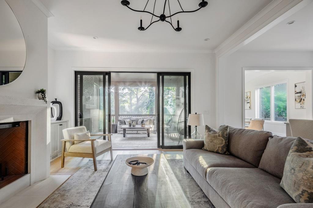 2461 Fernleaf Court NW