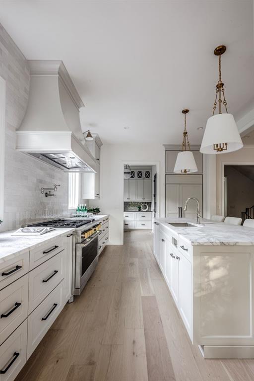 2461 Fernleaf Court NW