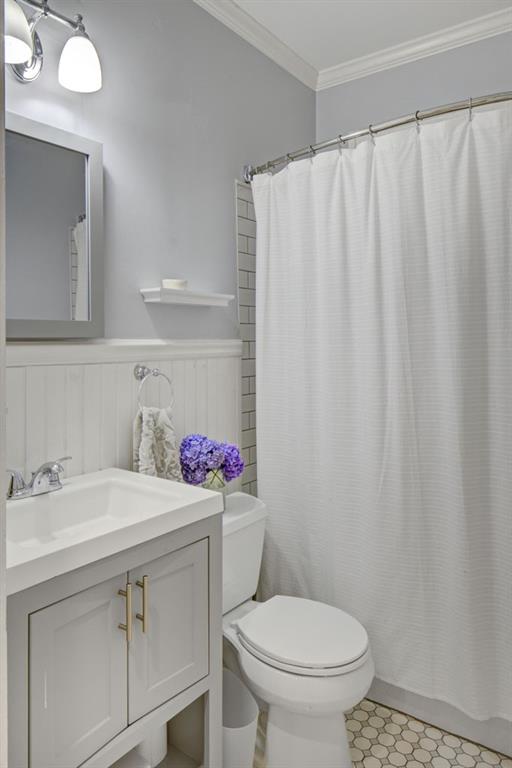 2117 Fairhaven Circle NE
