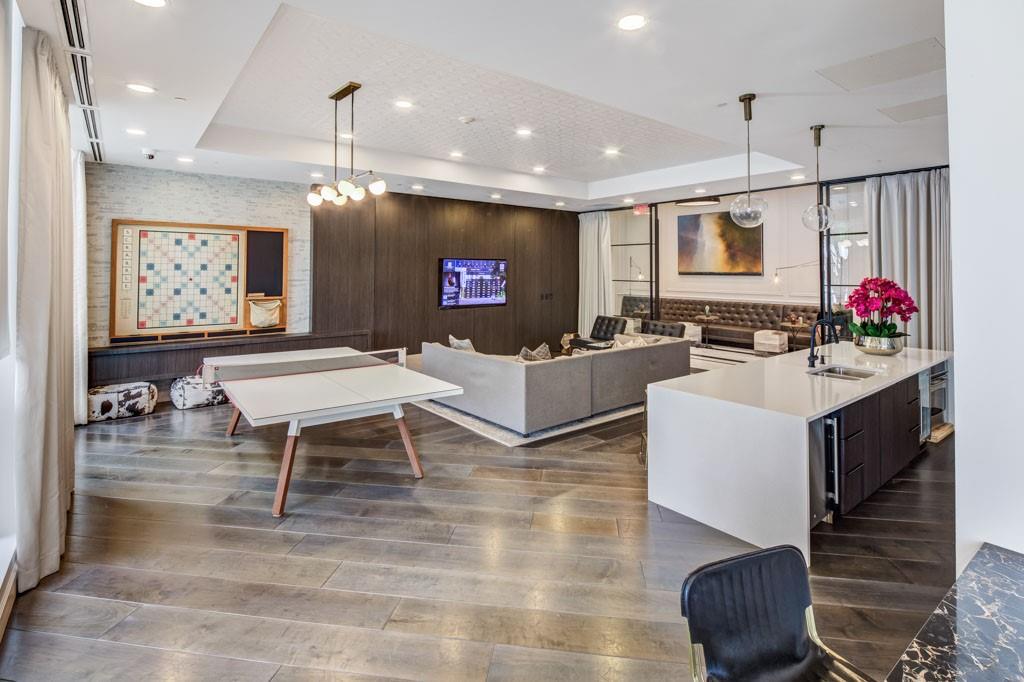 325 E Paces Ferry Road NE Unit 410