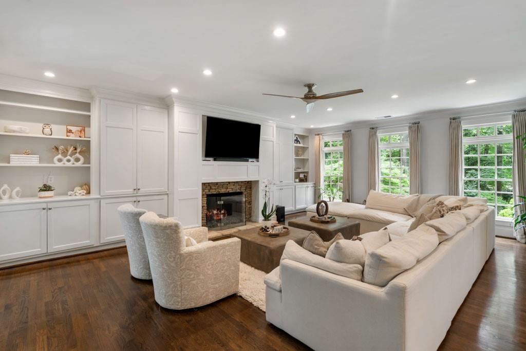 4655 Jett Road