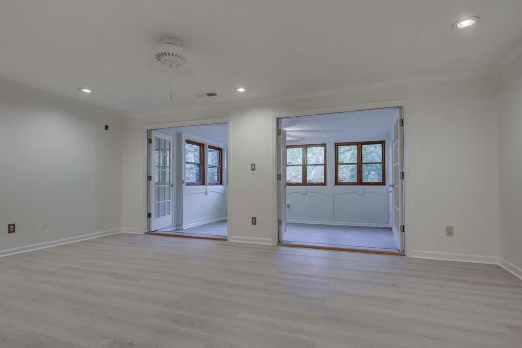 166 Maribeau Square NW