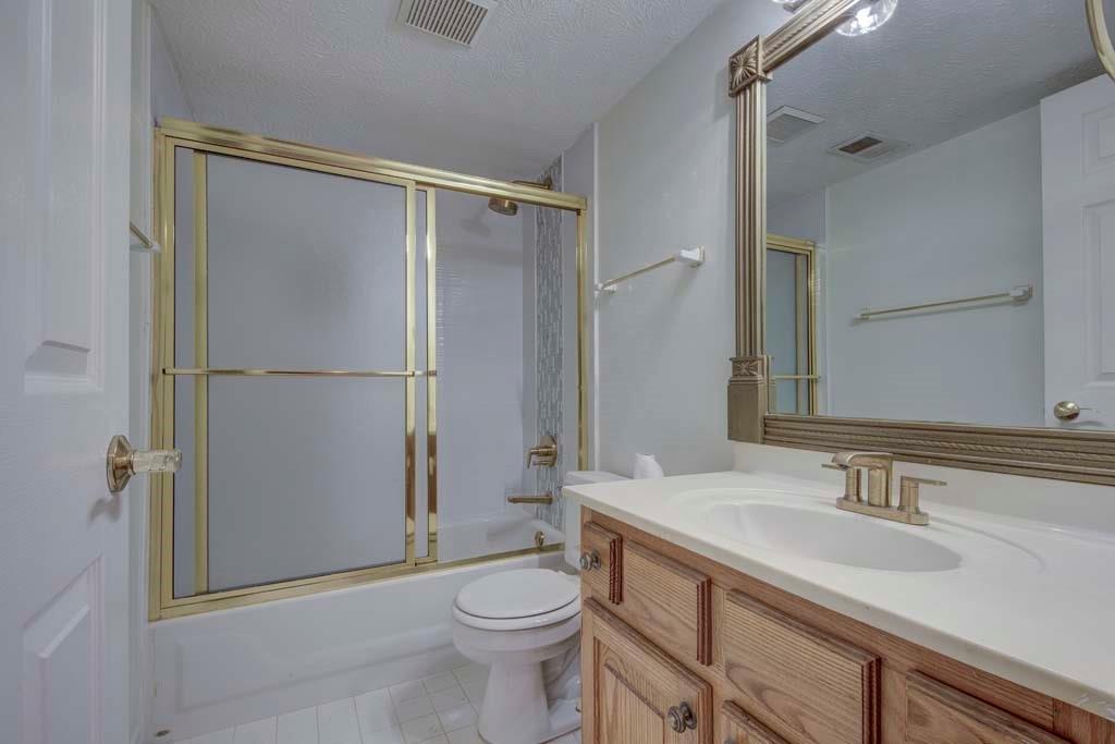 166 Maribeau Square NW