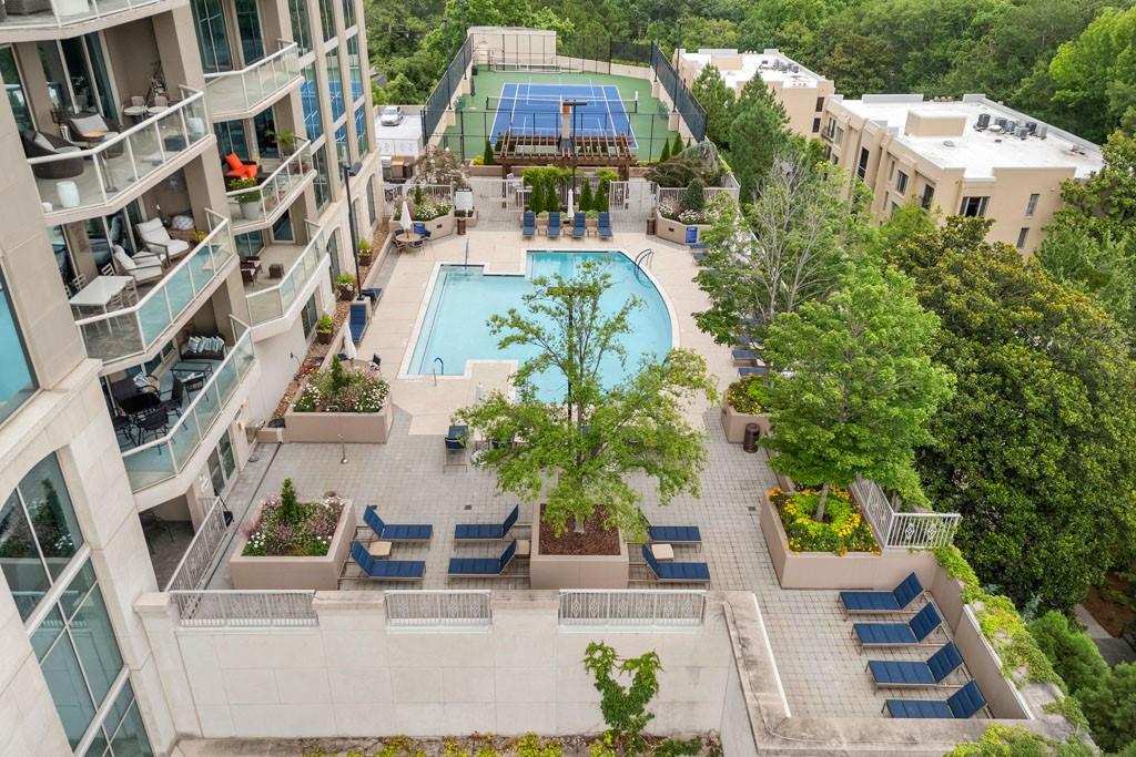 2795 Peachtree Road NE Unit 1602