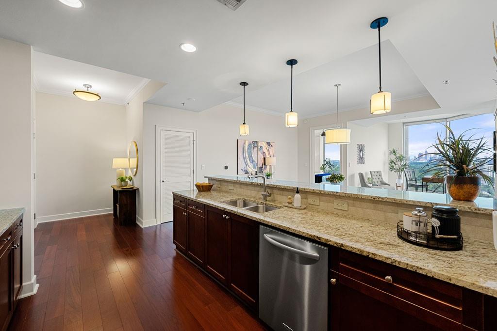 2795 Peachtree Road NE Unit 1602
