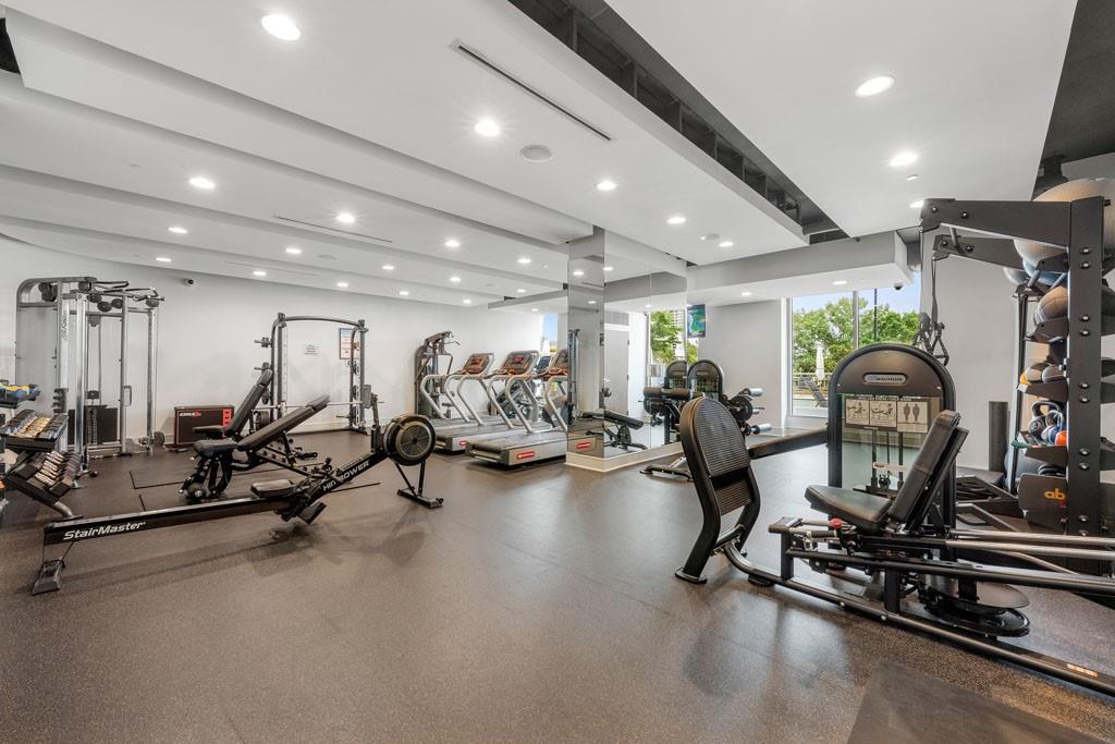 2795 Peachtree Road NE Unit 1602