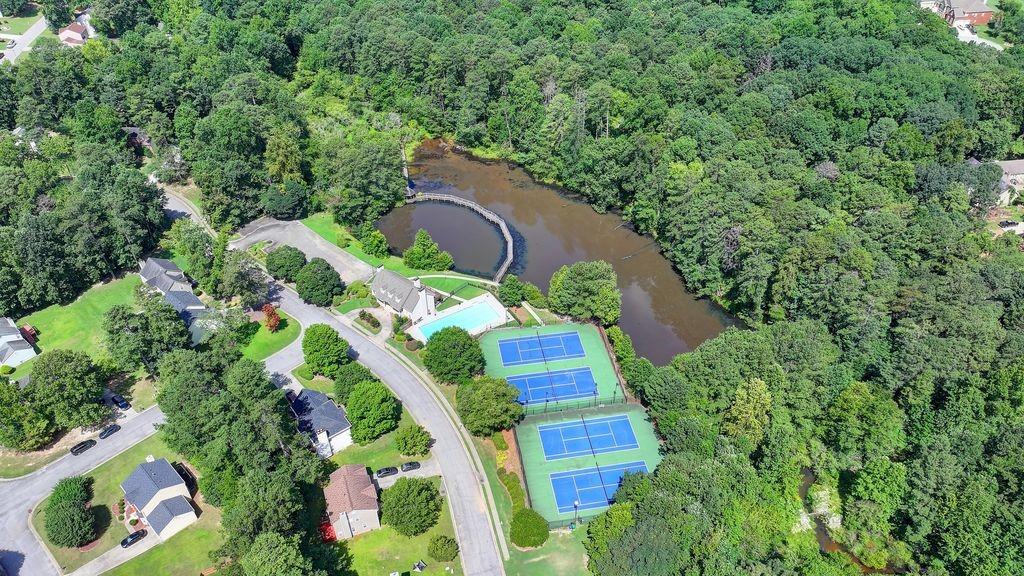 6017 Shadow Lake Way