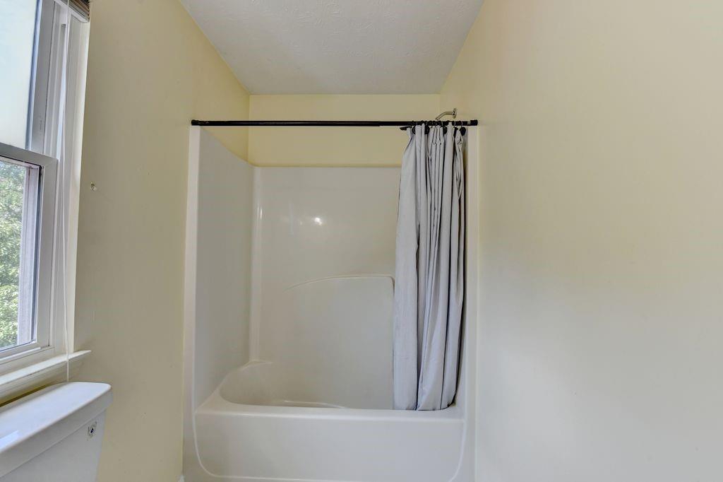 6017 Shadow Lake Way