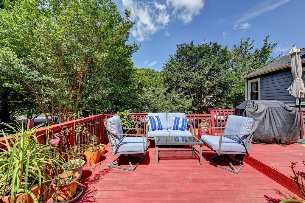 6017 Shadow Lake Way