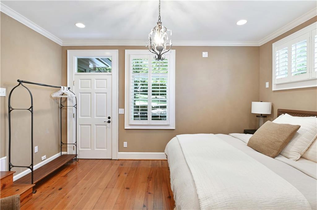 405 Brentwood Drive NE