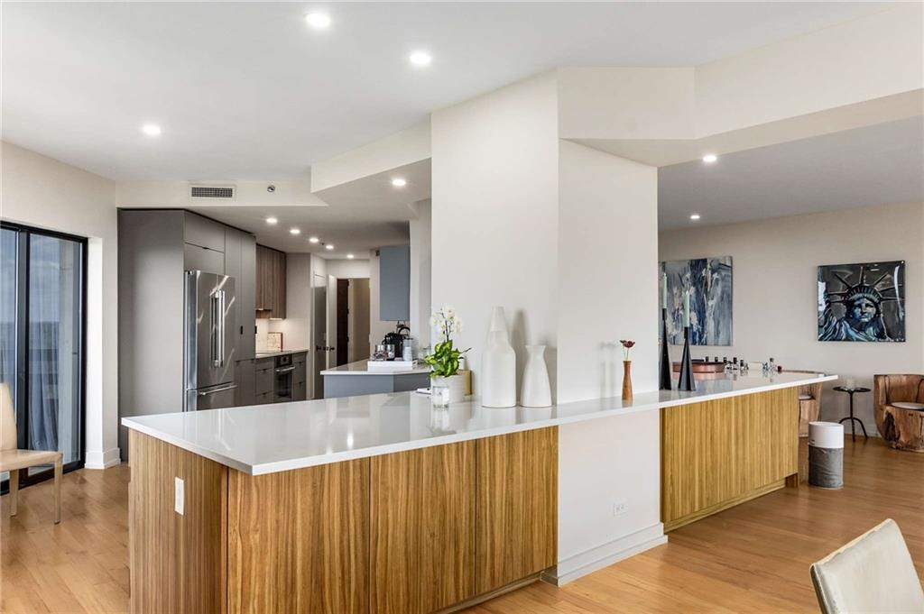 2660 Peachtree Road NW Unit 18H