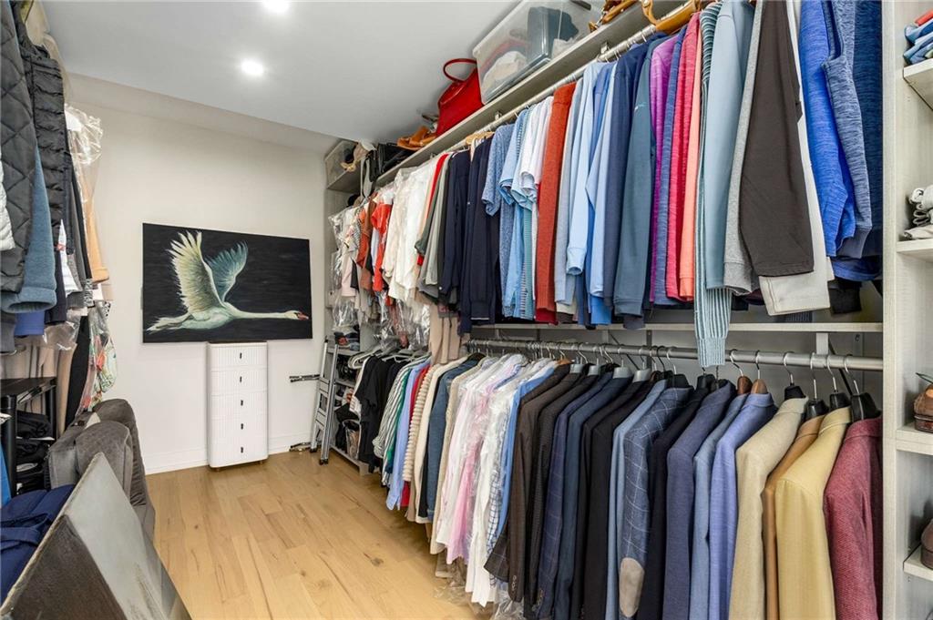 2660 Peachtree Road NW Unit 18H