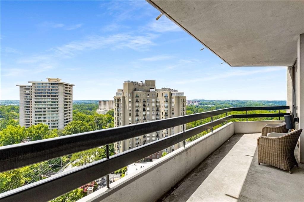 2660 Peachtree Road NW Unit 18H