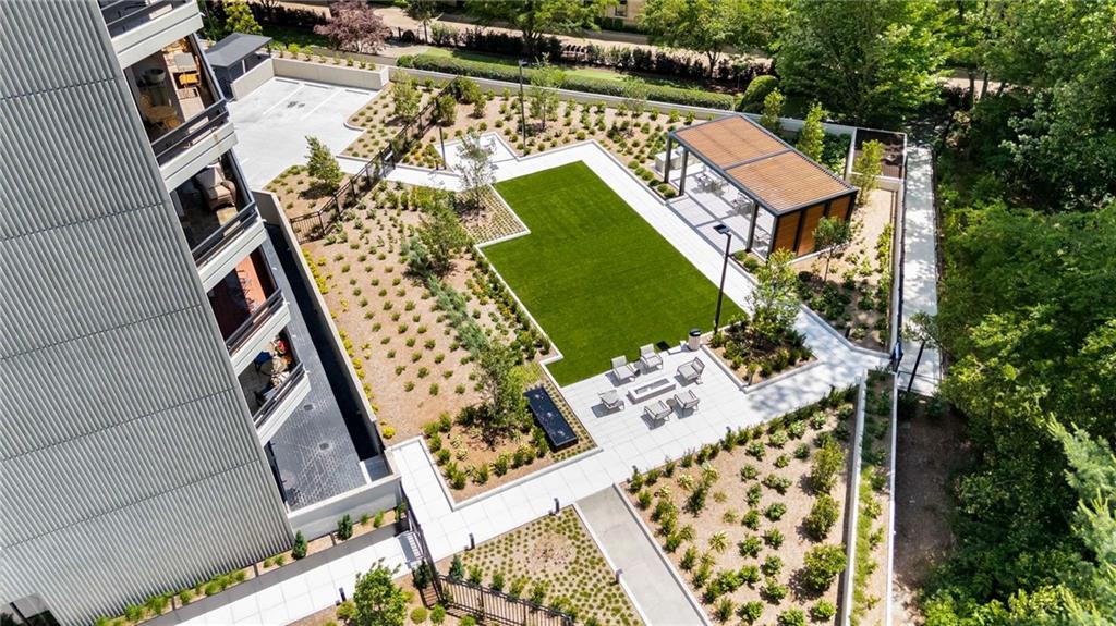 2660 Peachtree Road NW Unit 18H