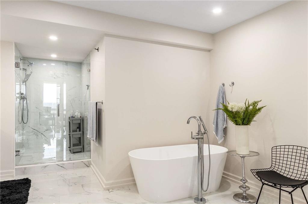 2660 Peachtree Road NW Unit 18H