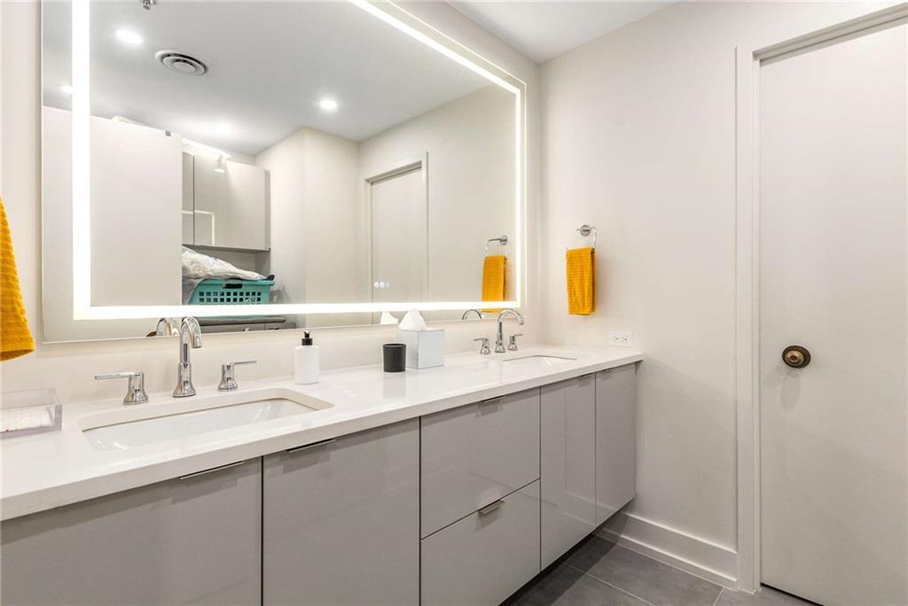 2660 Peachtree Road NW Unit 18H