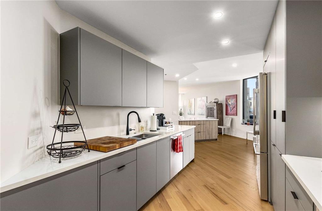 2660 Peachtree Road NW Unit 18H