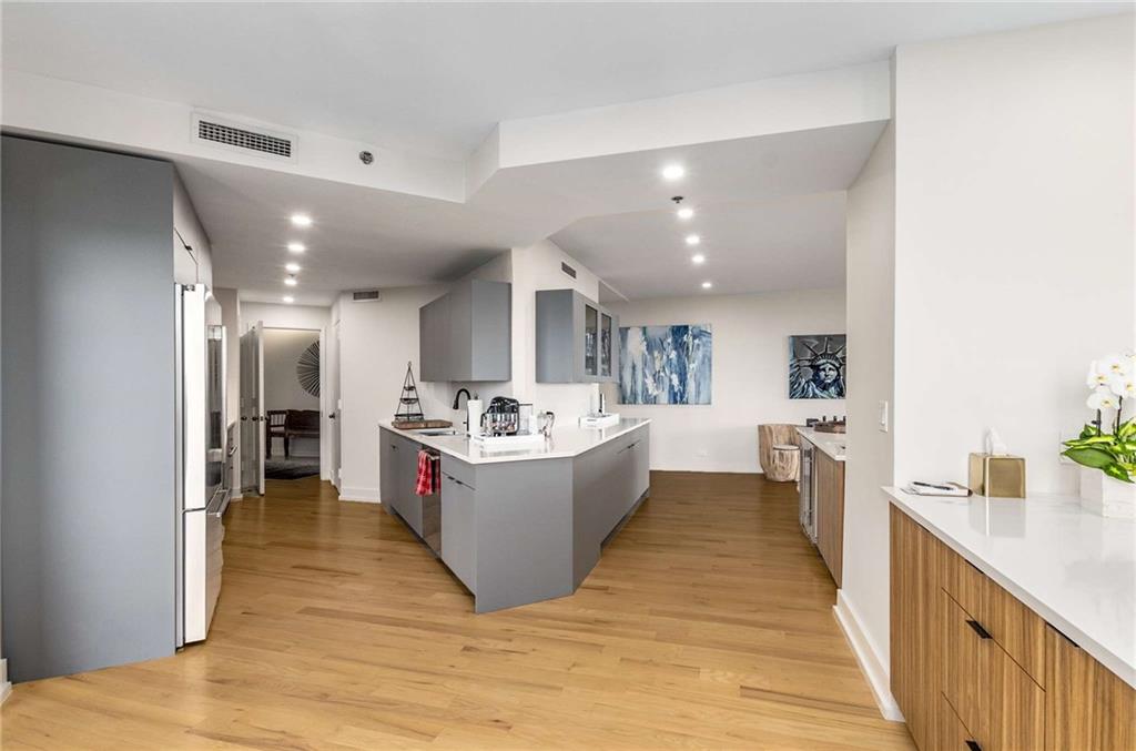 2660 Peachtree Road NW Unit 18H