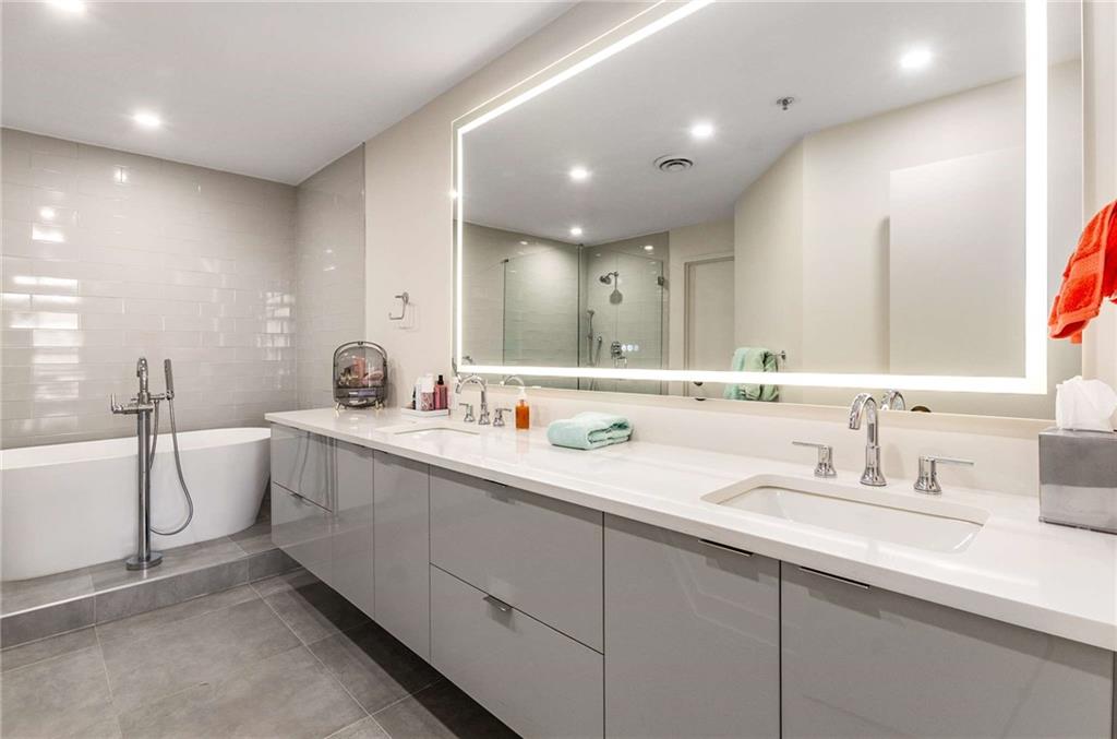 2660 Peachtree Road NW Unit 18H