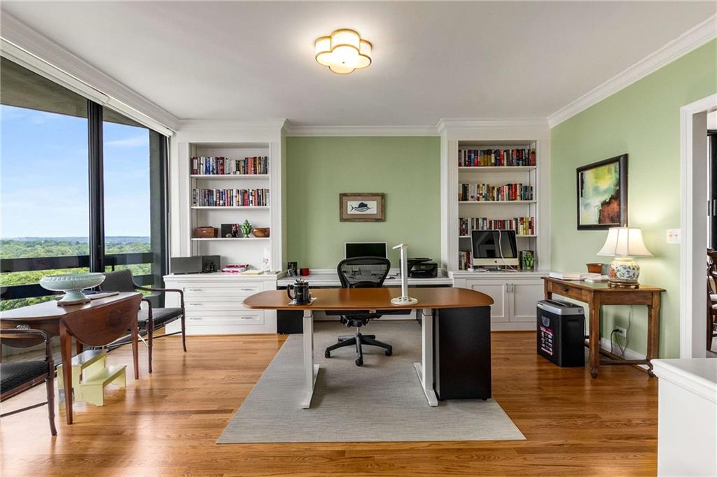 2660 Peachtree Road NW Unit 16F