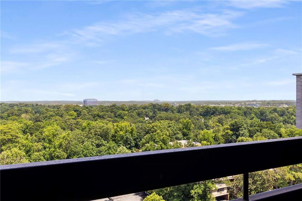 2660 Peachtree Road NW Unit 16F