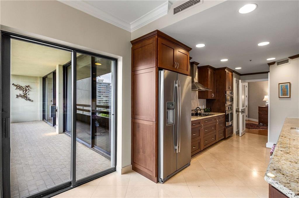 2660 Peachtree Road NW Unit 16F