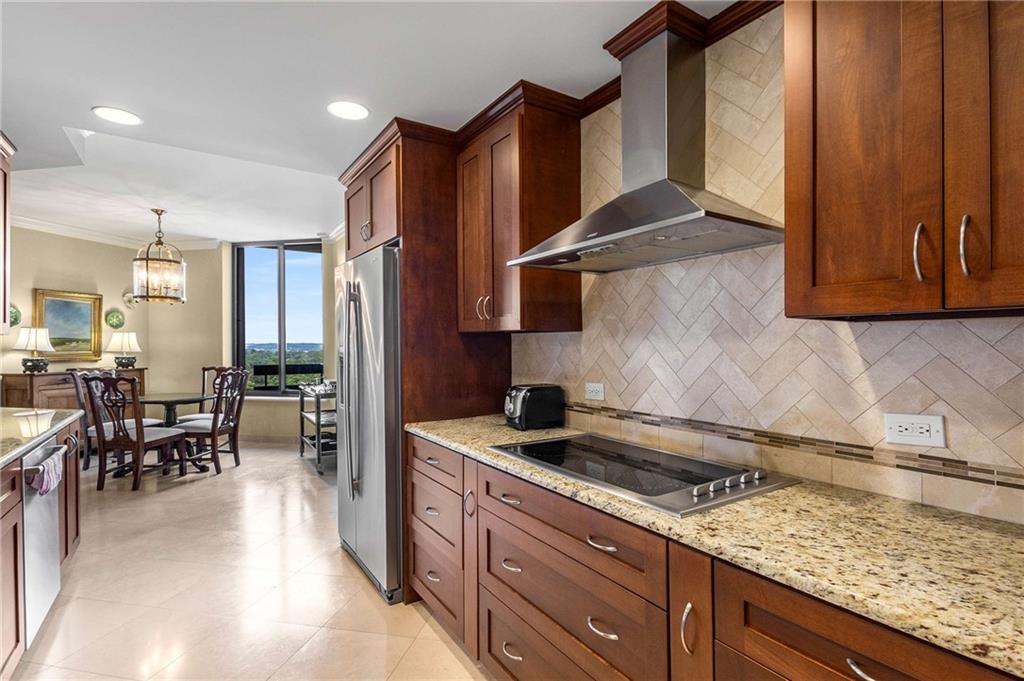 2660 Peachtree Road NW Unit 16F