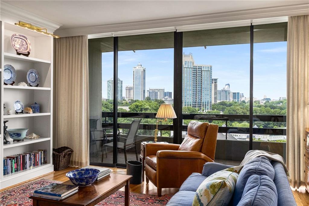 2660 Peachtree Road NW Unit 16F