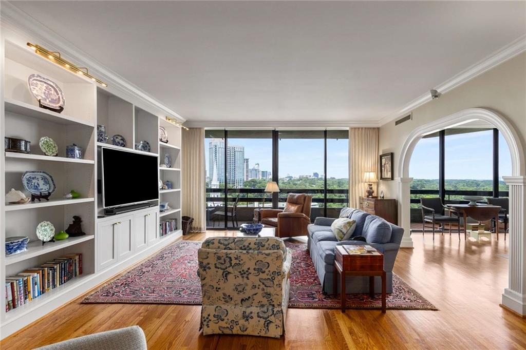 2660 Peachtree Road NW Unit 16F