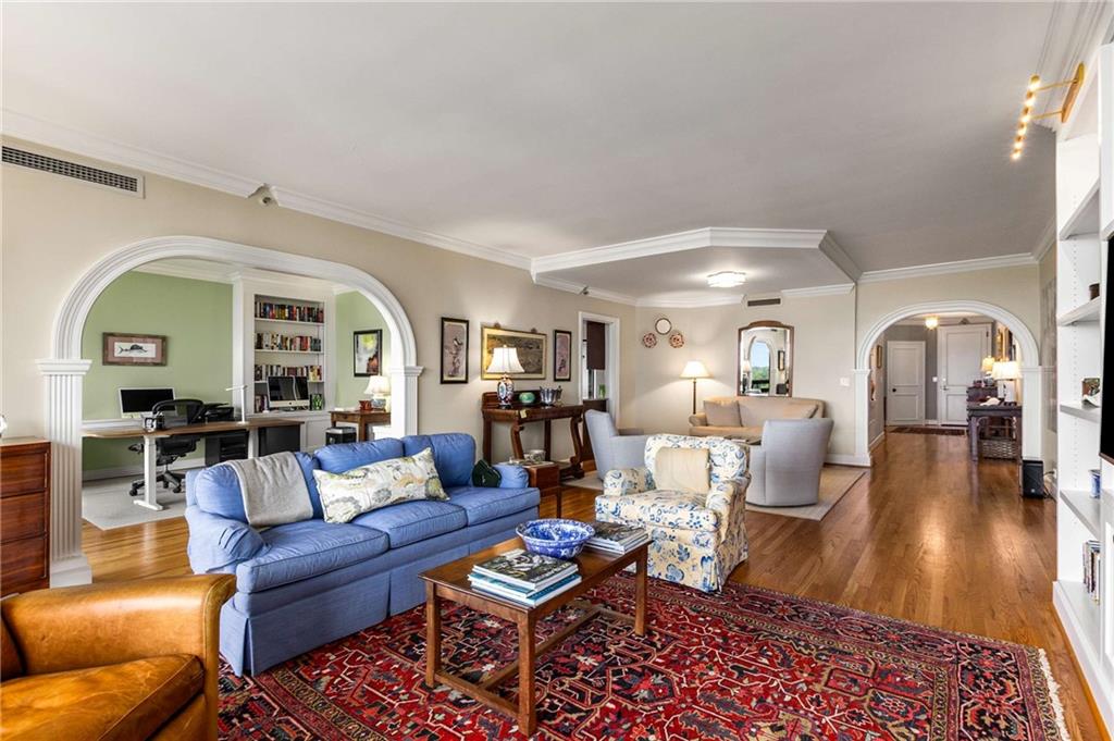 2660 Peachtree Road NW Unit 16F