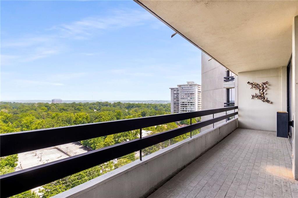 2660 Peachtree Road NW Unit 16F