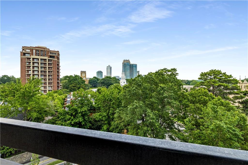 2660 Peachtree Road NW Unit 10F