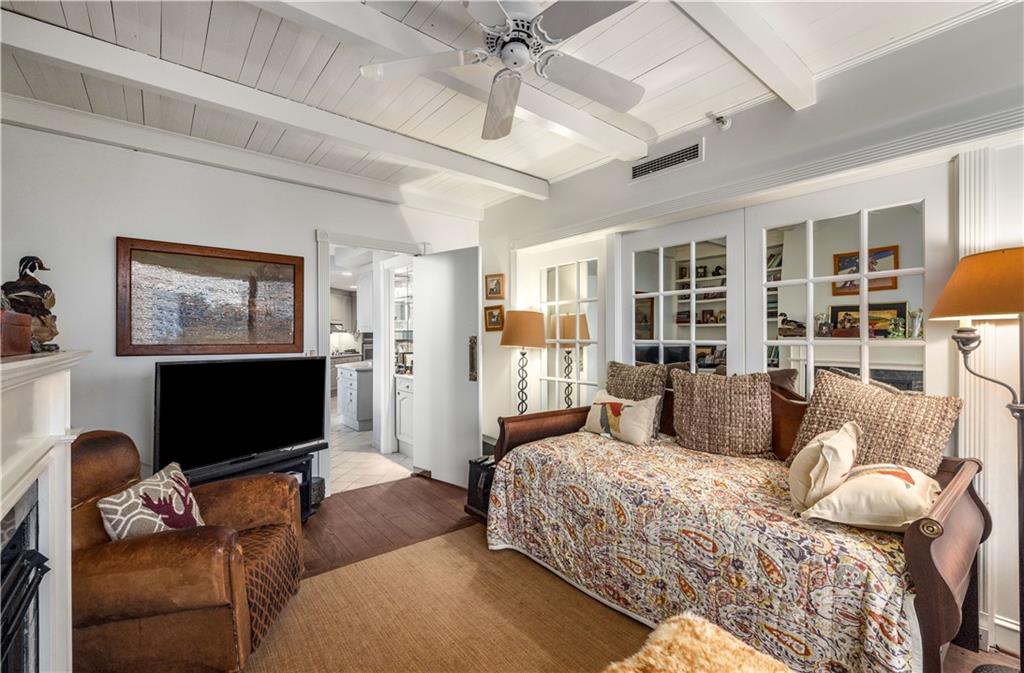 2660 Peachtree Road NW Unit 10F