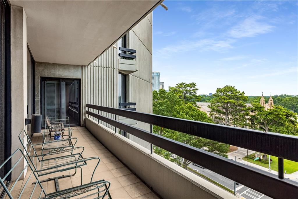 2660 Peachtree Road NW Unit 10F
